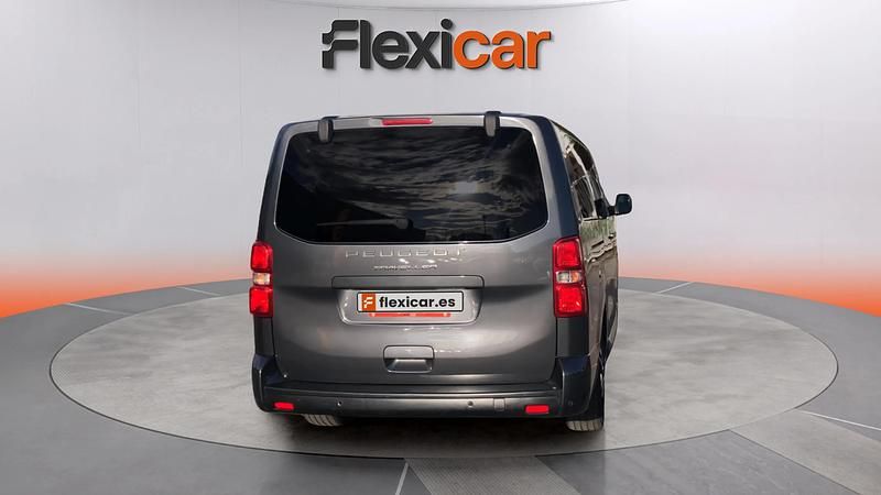 Usado Peugeot Traveller Business-Line 180 CV (132 kW) 2024 Gris Monovolumen