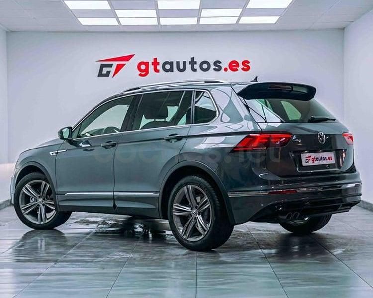 Usado VW Tiguan R-line BlueMotion 150 CV (110 kW) 2019 Gris SUV