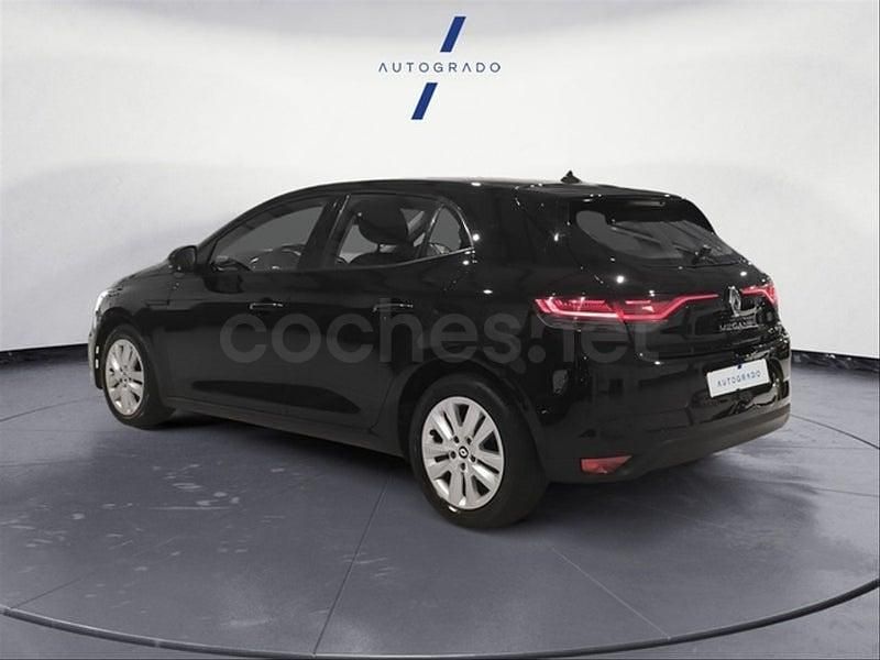 Usado Renault Mégane IV Intens 115 CV (84 kW) 2022 Negro Berlina