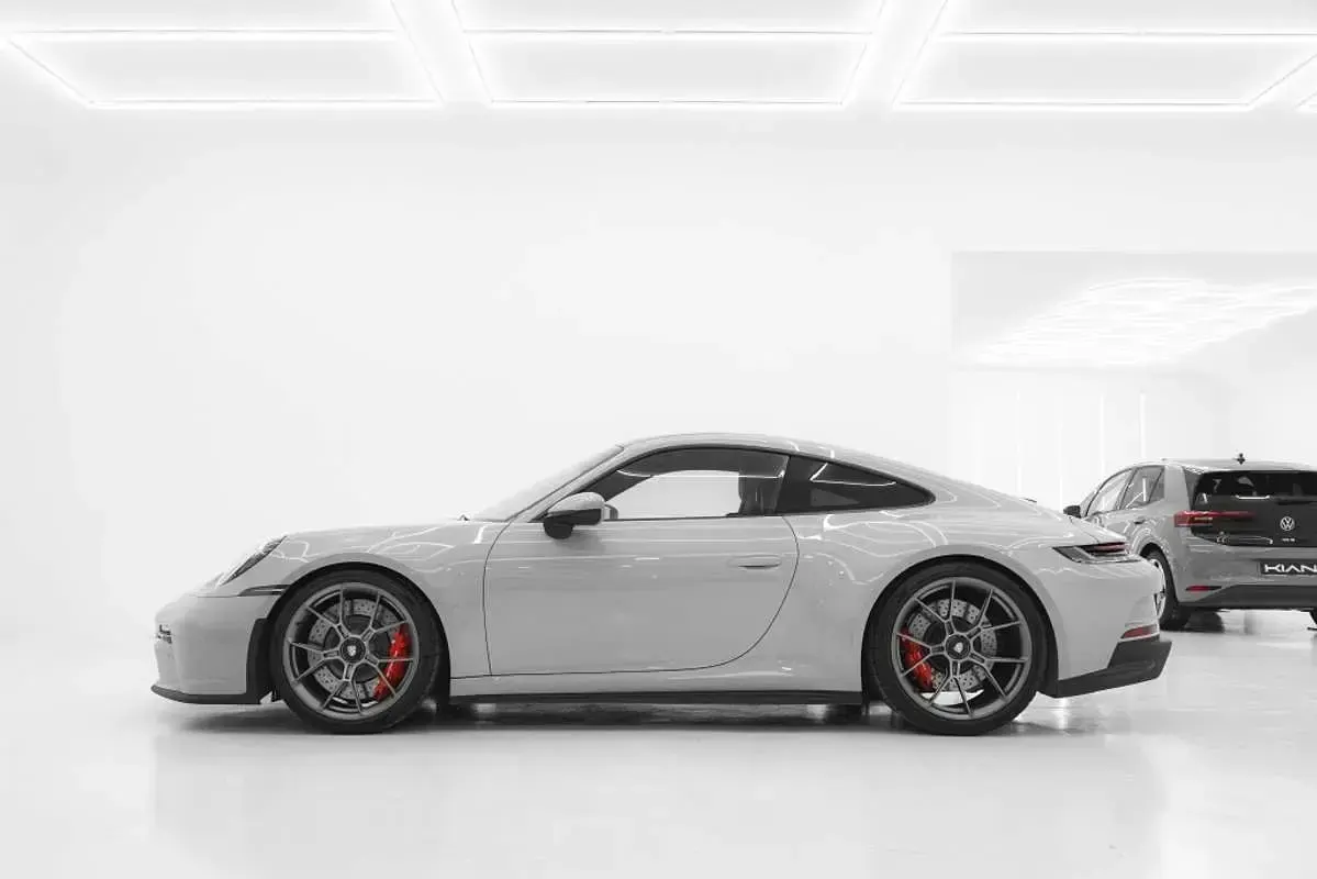 Usado Porsche 911 GT3 Touring 510 CV (375 kW) 2024 Gris Coupe