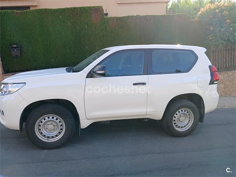 Blanco Usado 2019 Toyota Land Cruiser SUV | 40.900 € (Precio justo) - Imagen 1/4