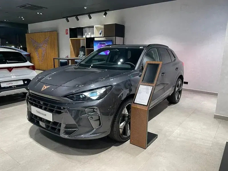 Nuevo Cupra Terramar 150 CV (110 kW) 2026 Gris / plata SUV