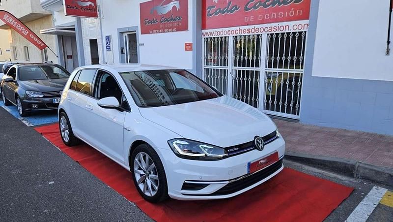 Usado VW Golf VII Edition 131 CV (96 kW) 2019 Blanco Utilitario