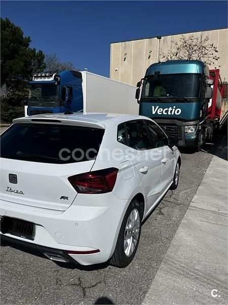 Usado Seat Ibiza FR 115 CV (84 kW) 2024 Blanco Utilitario
