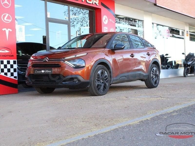 Usado Citroën C4 Live 110 CV (80 kW) 2022 Naranja Berlina