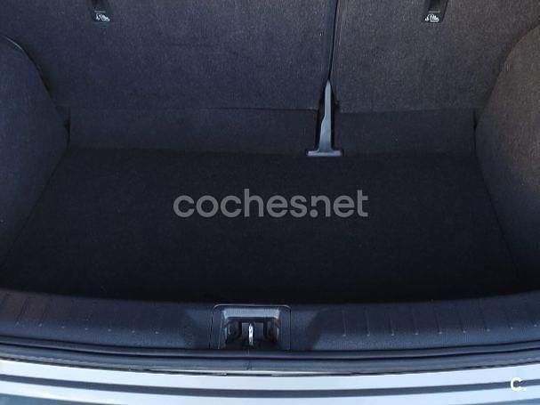 Usado Nissan Pulsar Acenta 115 CV (84 kW) 2015 Gris / plata Utilitario