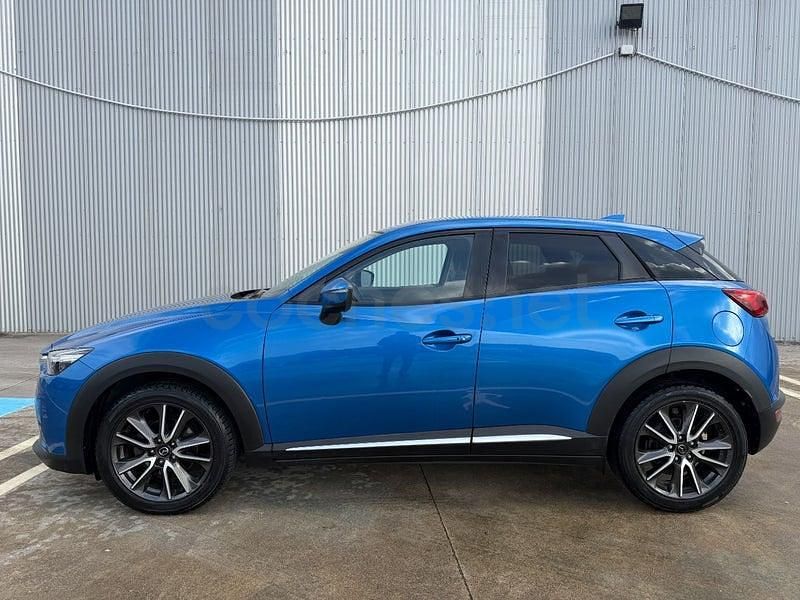 Käytetty Mazda CX-3 Luxury 105 HP (77 kW) 2015 Sininen Katumaasturi