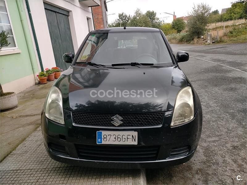 Usado Suzuki Swift GL 75 CV (55 kW) 2008 Negro Utilitario