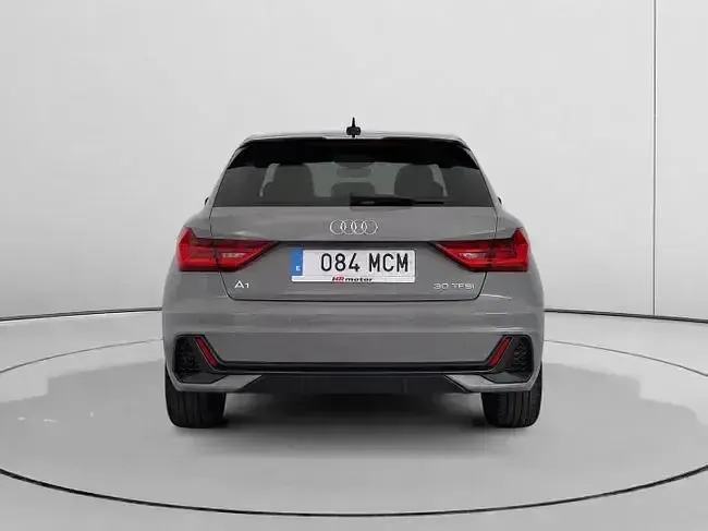 Usado Audi A1 110 CV (80 kW) 2022 Gris SUV