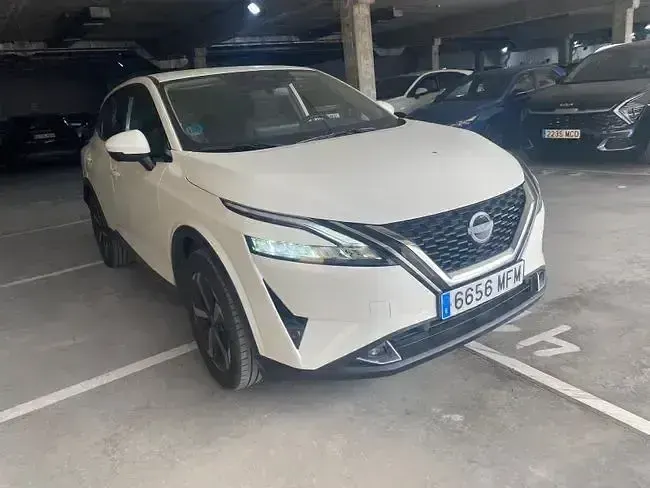Usado Nissan Qashqai N-Connecta 140 CV (102 kW) 2023 Blanco SUV