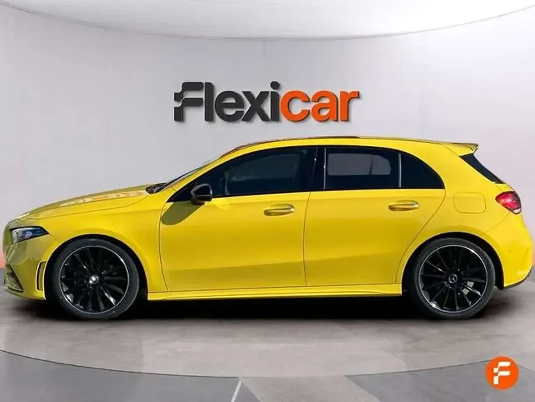 Usado Mercedes A200 150 CV (110 kW) 2021 Amarillo Berlina