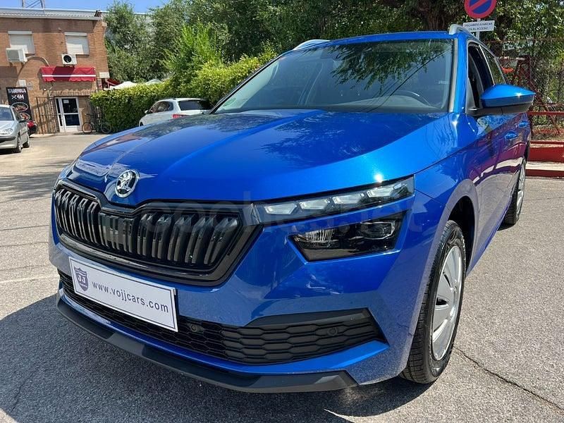 Usado Skoda Kamiq Style 116 CV (85 kW) 2020 Azul SUV