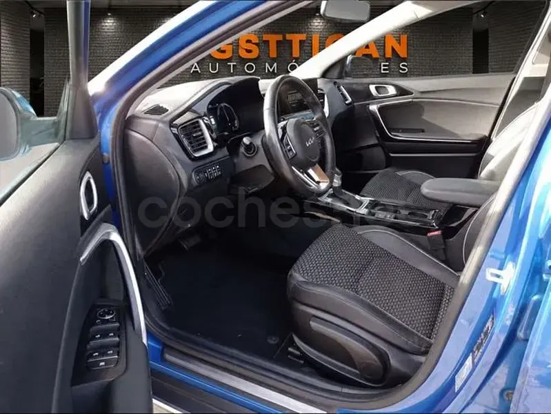 Usado Kia XCeed 141 CV (103 kW) 2022 Azul SUV