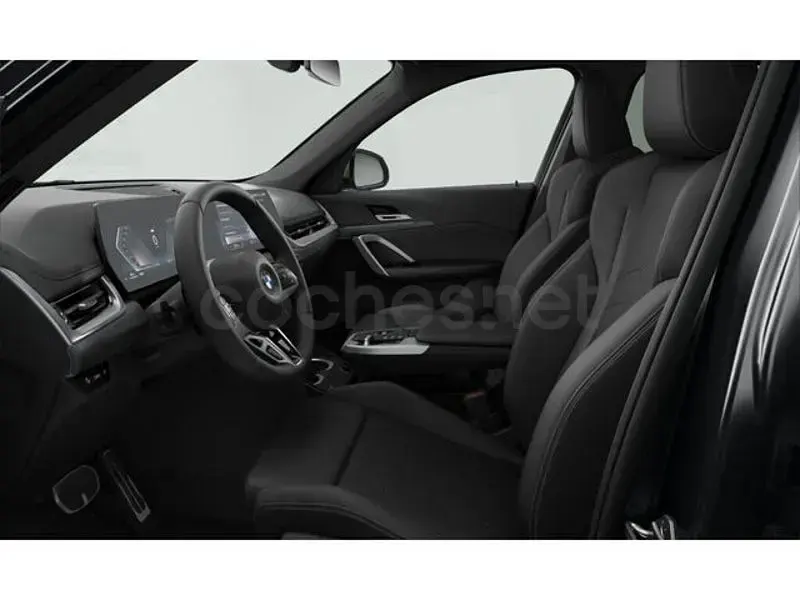 Usado BMW X1 Comfort Edition 150 CV (110 kW) 2023 Gris / plata SUV