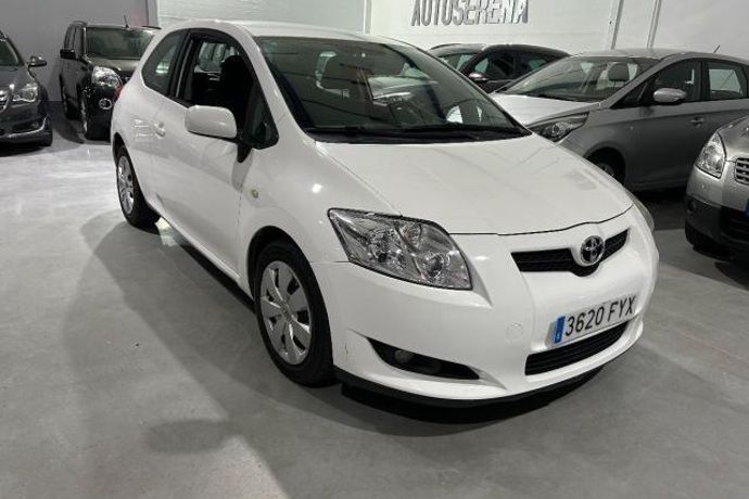 Usado Toyota Auris 90 CV (66 kW) 2007 Utilitario