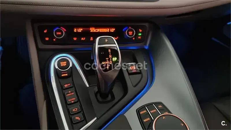 Usado BMW i8 374 CV (275 kW) 2019 Blanco Coupe