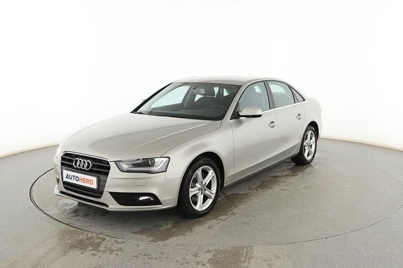 Usado Audi A4 Advanced 143 CV (105 kW) 2014 Beige Berlina