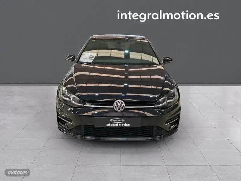 Usado VW Golf VII Sport 149 CV (109 kW) 2019 Negro Berlina