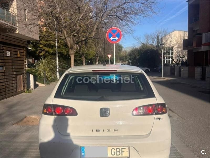 Usado Seat Ibiza Sport 100 CV (73 kW) 2008 Blanco Berlina