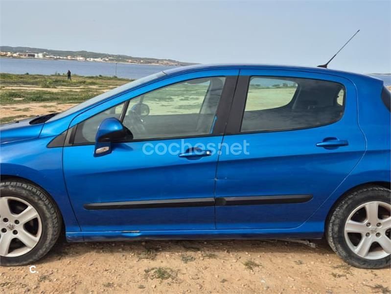 Usado Peugeot 308 Sport 110 CV (80 kW) 2008 Azul Berlina