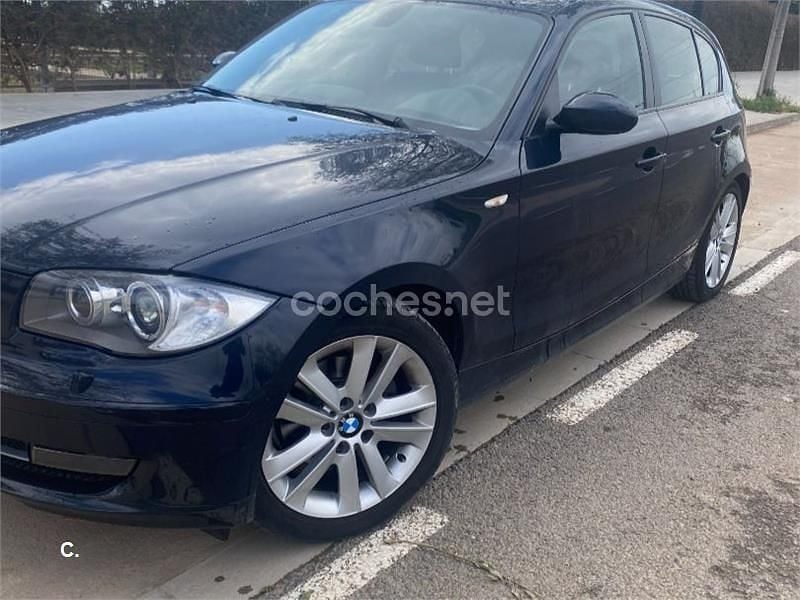 Azul Usado 2009 BMW 120 Utilitario | 8000 € (Precio justo) - Imagen 1/4