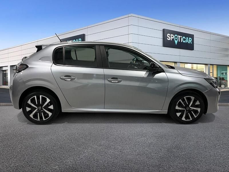 Usado Peugeot 208 Active 75 CV (55 kW) 2023 Gris Utilitario