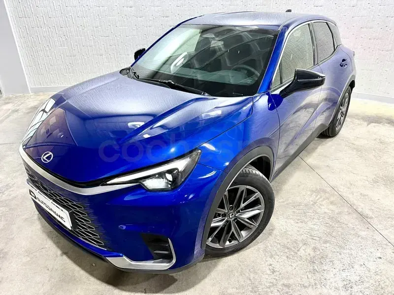 Usado Lexus LBX 136 CV (100 kW) 2024 Azul SUV