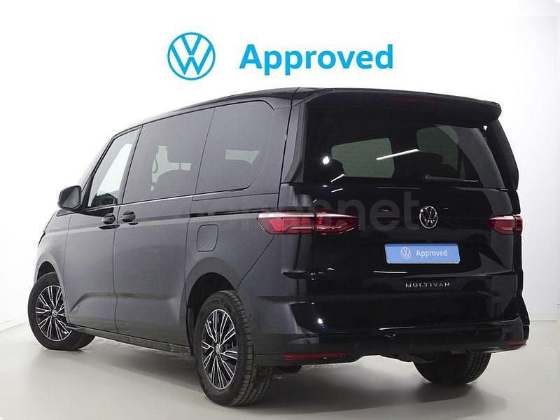 Usado VW Multivan Life 150 CV (110 kW) 2025 Negro Van