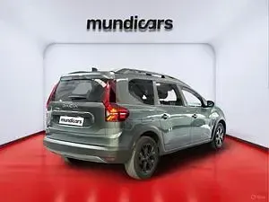 Usado Dacia Jogger Extreme 101 CV (74 kW) 2023 Verde Monovolumen