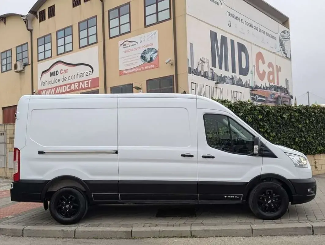 Usado Ford Transit 131 CV (96 kW) 2021 Blanco Van