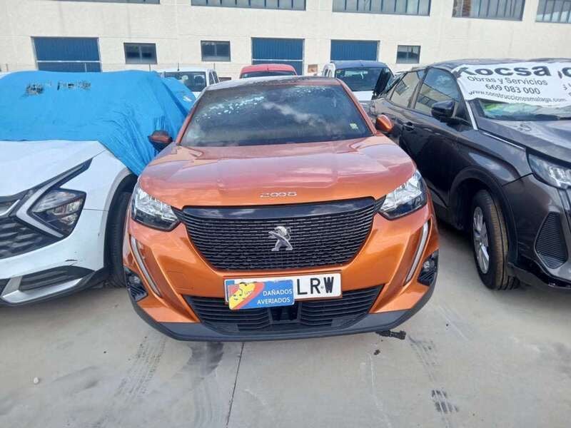 Naranja Usado 2021 Peugeot 2008 Active SUV | 3900 € - Imagen 1/4