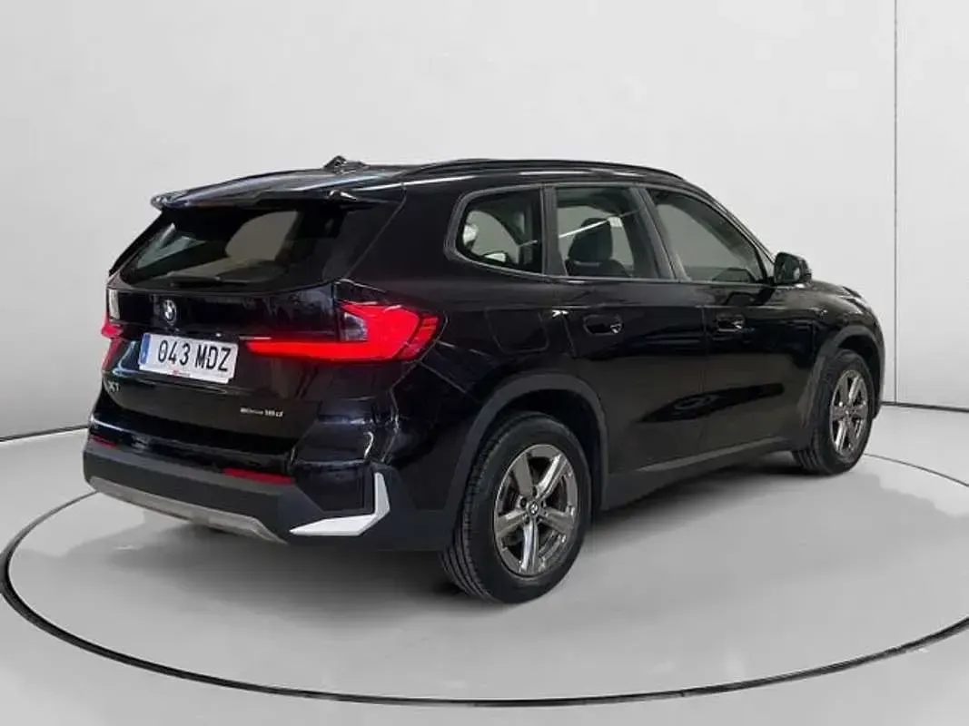 Usado BMW X1 Comfort Edition 150 CV (110 kW) 2023 Negro SUV
