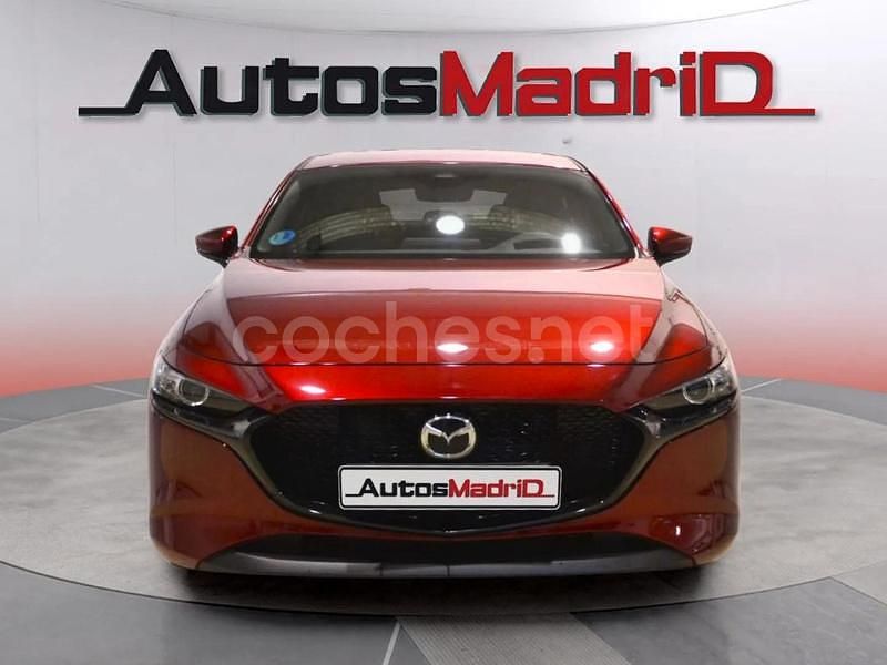 Usado Mazda 3 Exclusive-Line 122 CV (89 kW) 2024 Rojo Berlina