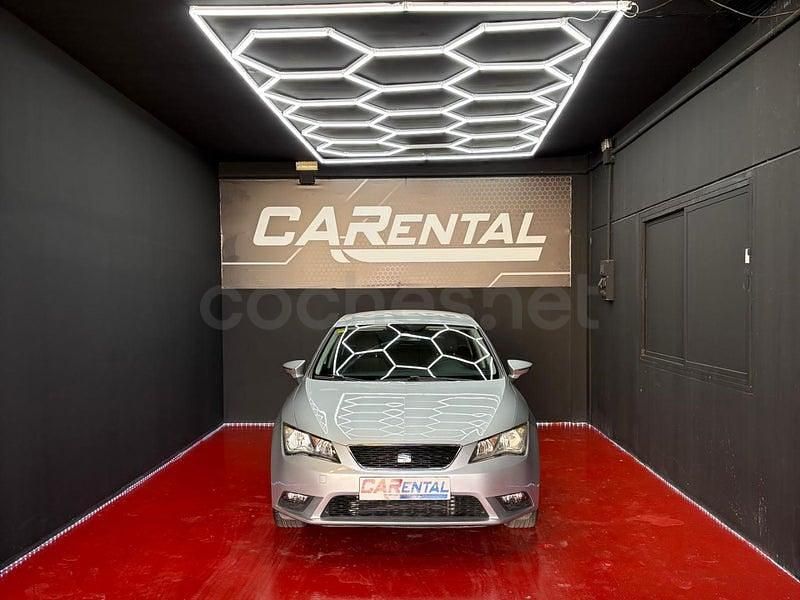 Usado Seat Leon I-Tech 105 CV (77 kW) 2014 Gris / plata Berlina
