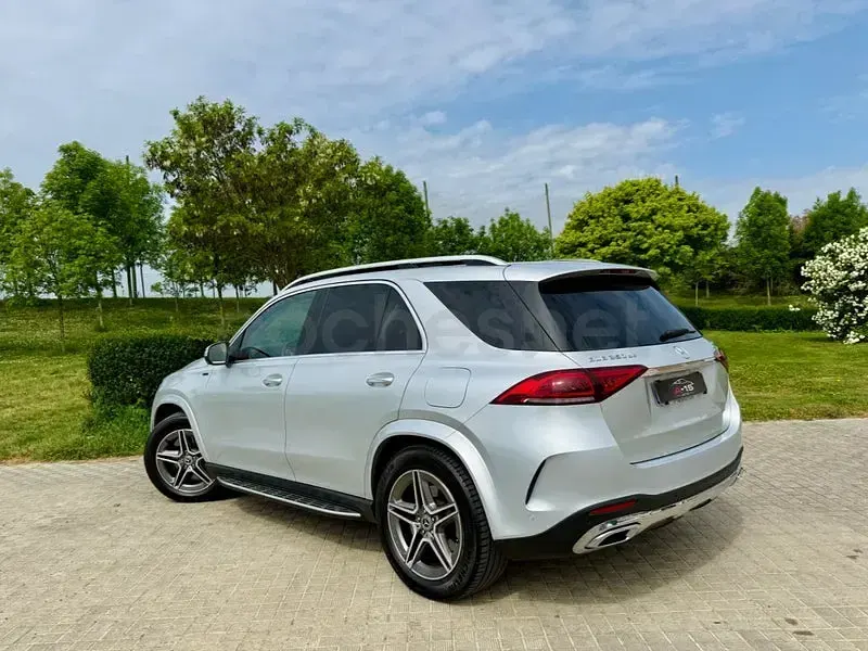 Usado Mercedes GLE350 320 CV (235 kW) 2021 Gris / plata SUV