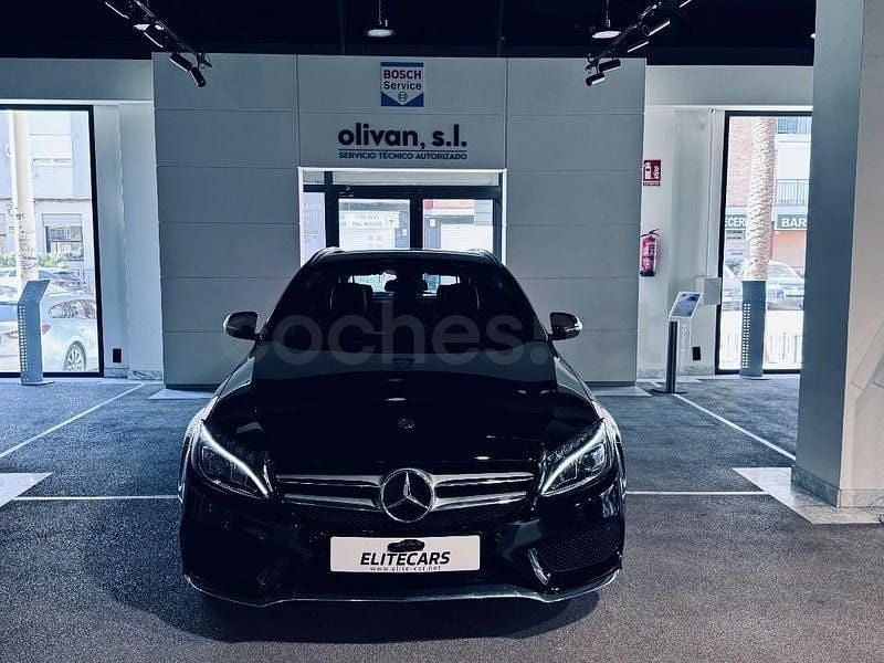 Usado Mercedes C180 156 CV (114 kW) 2018 Negro Familiar