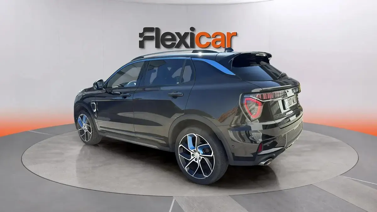 Usado Lynk & Co 01 261 CV (191 kW) 2023 Negro SUV