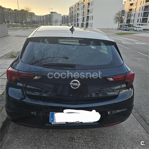 Usado Opel Astra Excellence 150 CV (110 kW) 2017 Verde Berlina