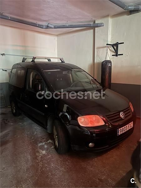 Usado VW Caddy Life 105 CV (77 kW) 2007 Negro Monovolumen