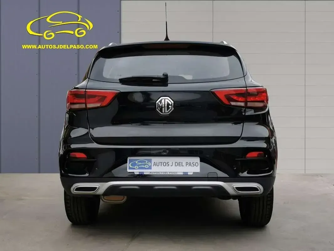 Usado MG ZS Comfort 106 CV (77 kW) 2022 Negro SUV