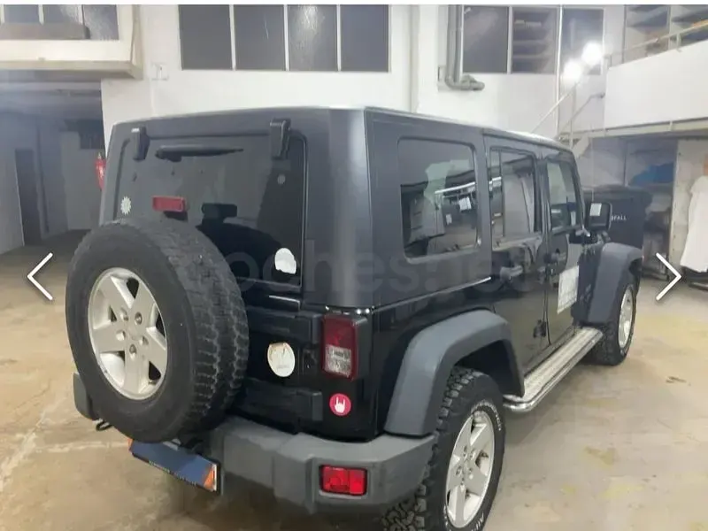 Usado Jeep Wrangler Unlimited Sport 177 CV (130 kW) 2009 Negro SUV