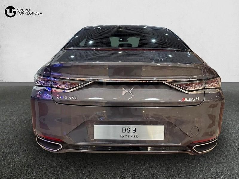 Nuevo DS Automobiles DS9 Performance 250 CV (183 kW) 2025 Gris / plata Berlina