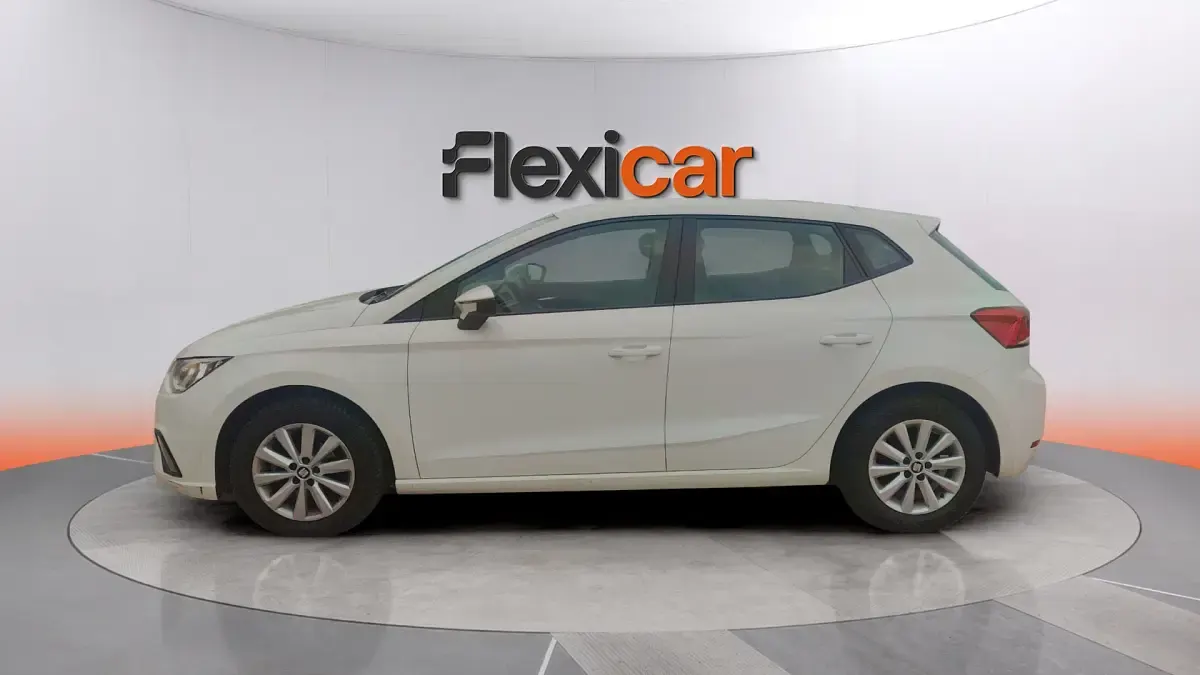 Usado Seat Ibiza Reference 80 CV (58 kW) 2019 Blanco Utilitario