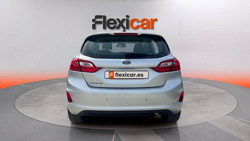 Usado Ford Fiesta Business Edition 125 CV (91 kW) 2019 Gris Utilitario