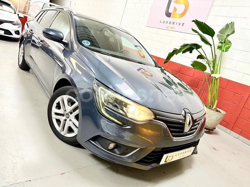 Usado Renault Mégane GrandTour Business 110 CV (80 kW) 2017 Azul Familiar