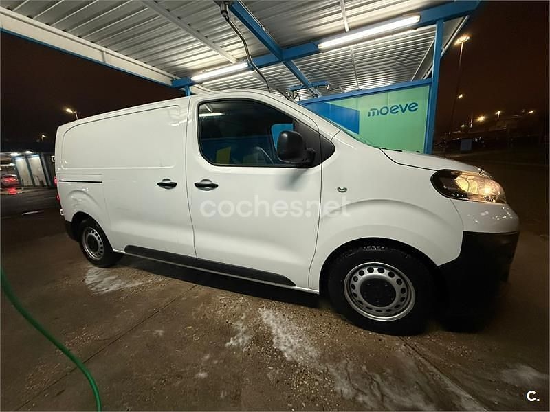 Usado Opel Vivaro 145 CV (106 kW) 2019 Blanco Monovolumen
