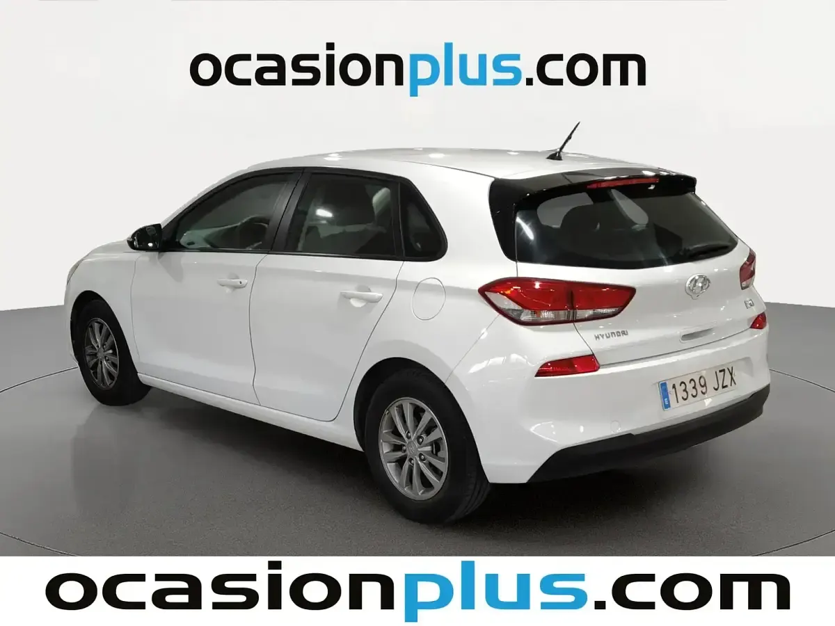 Usado Hyundai i30 95 CV (69 kW) 2017 Blanco