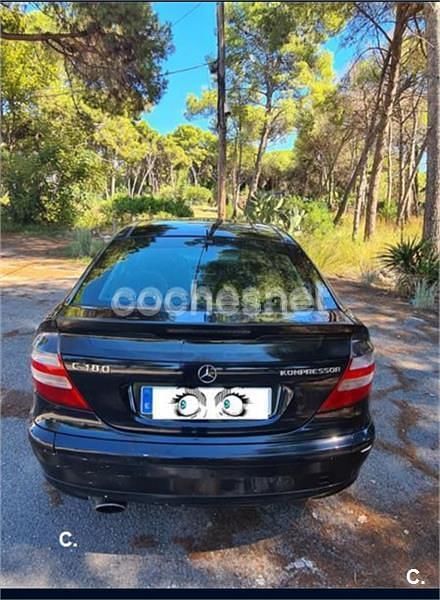 Negro Usado 2011 Mercedes C180 Coupe | 5199 € (Precio justo) - Imagen 1/4