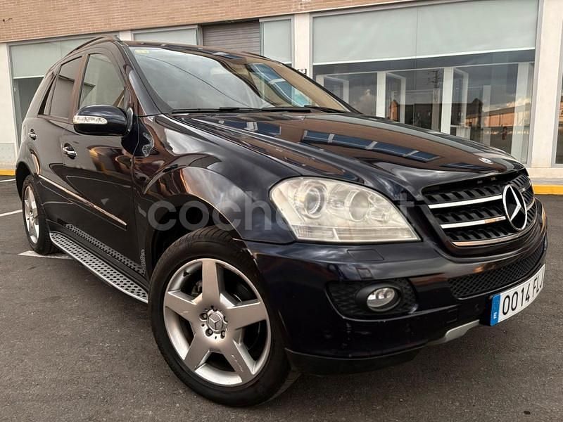 Negro Usado 2006 Mercedes ML320 SUV | 8999 € (Super precio) - Imagen 1/4