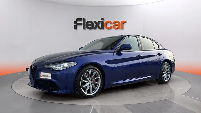 Usado Alfa Romeo Giulia Sprint 200 CV (147 kW) 2022 Azul Berlina